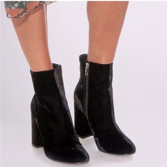 New Gianvito Rossi Joelle Velvet Ankle Boots Pewter Silver Gray Sz 35.5 - Picture 15 of 15